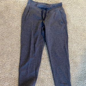 Navy lulu lemon joggers size 6 - perfect condition